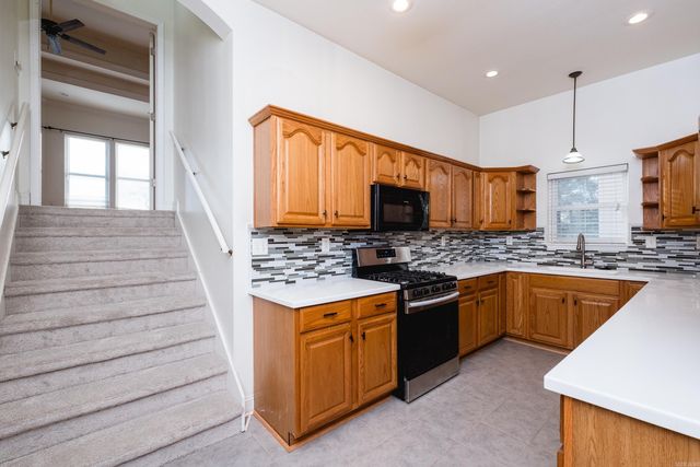 11163 Southridge Drive, Little Rock, AR 72212