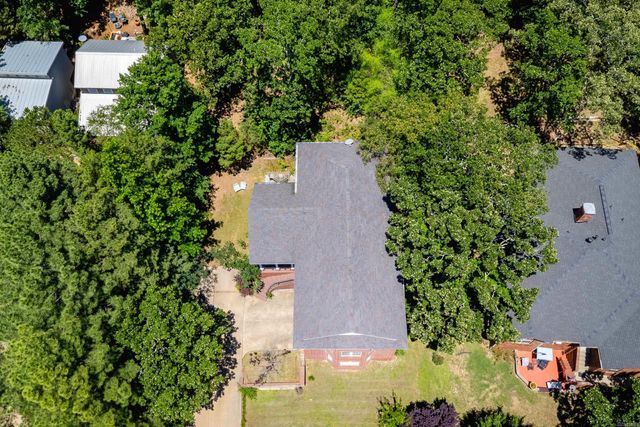 11163 Southridge Drive, Little Rock, AR 72212