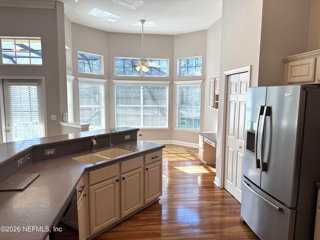 10355 CYPRESS LAKES Drive, Jacksonville, FL 32256