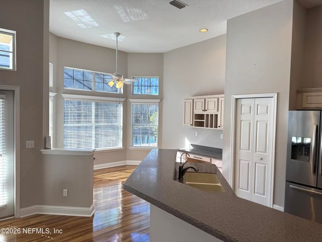 10355 CYPRESS LAKES Drive, Jacksonville, FL 32256