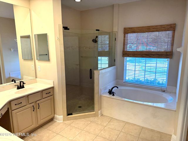 10355 CYPRESS LAKES Drive, Jacksonville, FL 32256