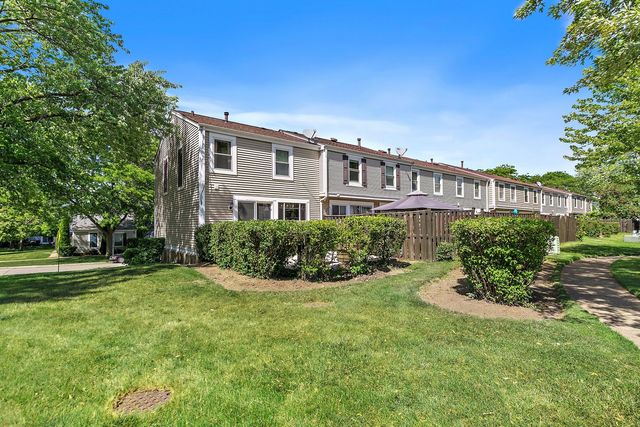 2165 Greystone Place, Hoffman Estates, IL 60169