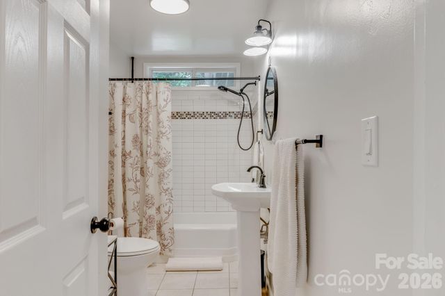 1772 NC 9 Highway, Black Mountain, NC 28711