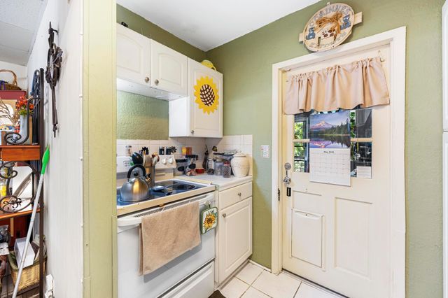 3032 Stanford Road, West Palm Beach, FL 33405