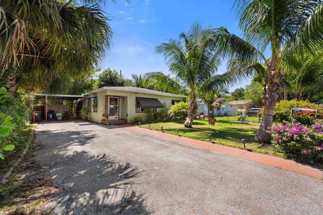 3032 Stanford Road, West Palm Beach, FL 33405