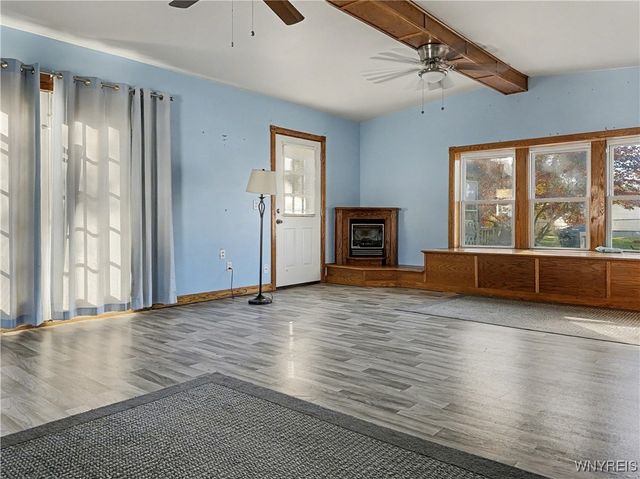 999 Sherwood Court, Cheektowaga, NY 14043