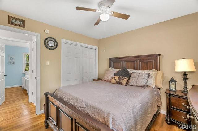 11947 Glenpark Drive, Maryland Heights, MO 63043