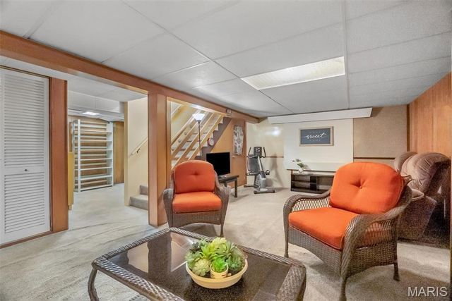11947 Glenpark Drive, Maryland Heights, MO 63043