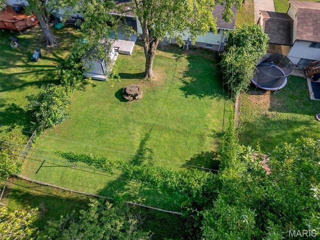 11947 Glenpark Drive, Maryland Heights, MO 63043