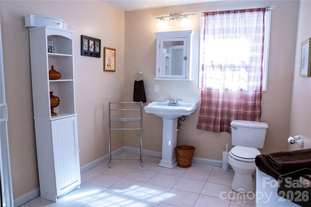 1499 Brentwood Place, Morganton, NC 28655