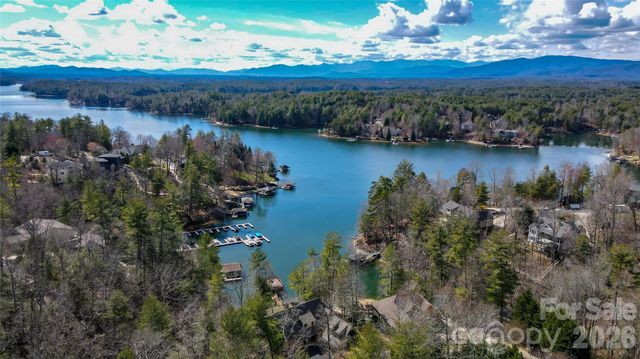 1499 Brentwood Place, Morganton, NC 28655