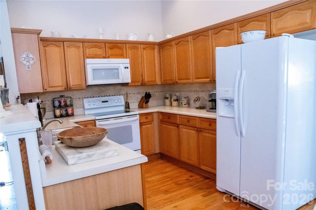 1499 Brentwood Place, Morganton, NC 28655