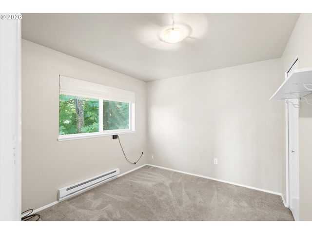3473 Sw BARBUR Blvd 12, Portland, OR 97239