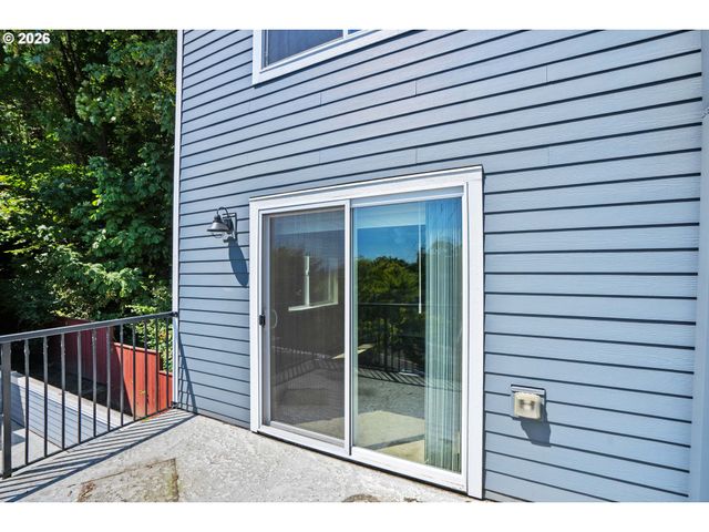 3473 Sw BARBUR Blvd 12, Portland, OR 97239