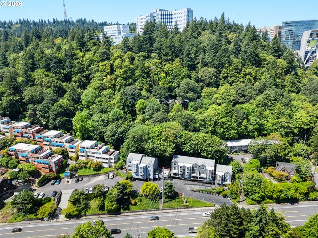3473 Sw BARBUR Blvd 12, Portland, OR 97239