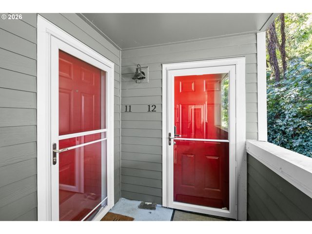 3473 Sw BARBUR Blvd 12, Portland, OR 97239