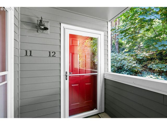 3473 Sw BARBUR Blvd 12, Portland, OR 97239