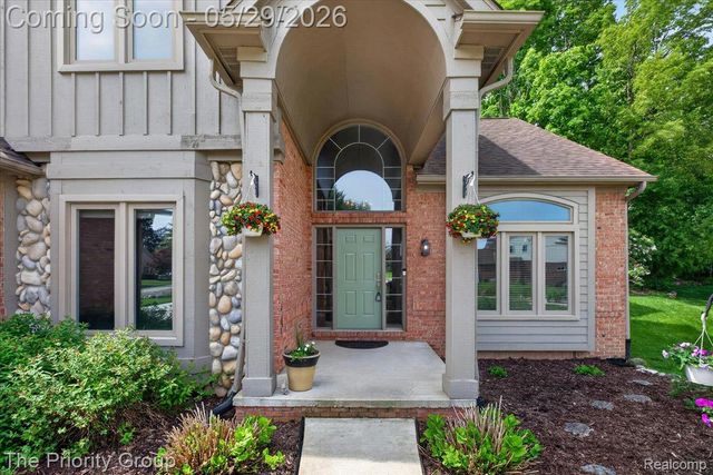 16397 Sherwood Lane, Northville Township, MI 48168