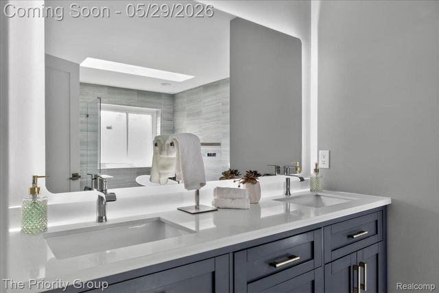 16397 Sherwood Lane, Northville Township, MI 48168