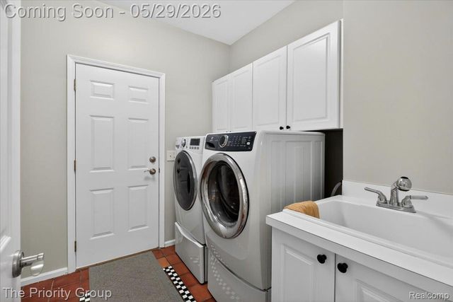 16397 Sherwood Lane, Northville Township, MI 48168