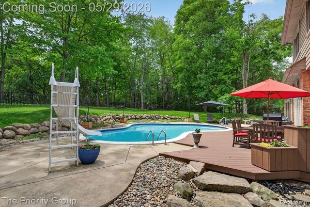 16397 Sherwood Lane, Northville Township, MI 48168