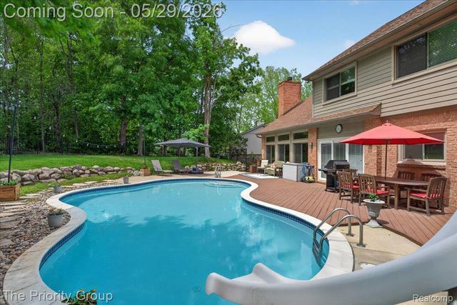16397 Sherwood Lane, Northville Township, MI 48168