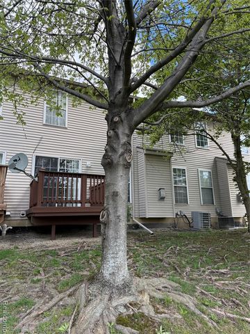 17469 Gateway Circle, Southfield, MI 48075