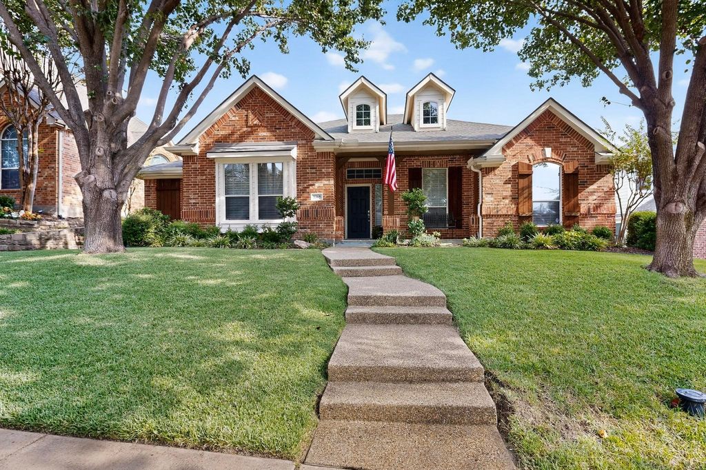 2385 Falls View Drive, Rockwall, TX 75087