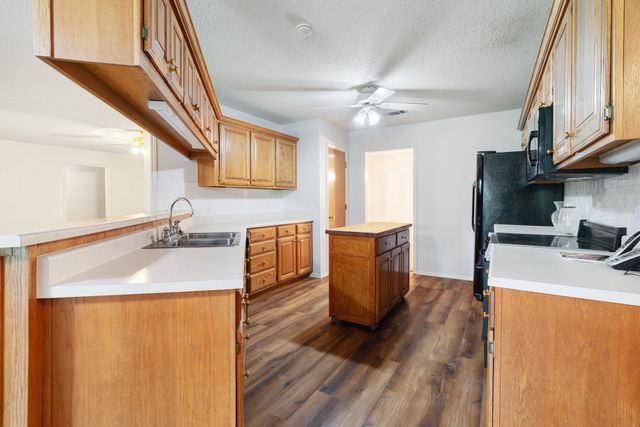 1490 Farm Road 2120, Clarksville, TX 75426