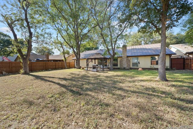 2826 PEPPERMILL RUN ST, San Antonio, TX 78231