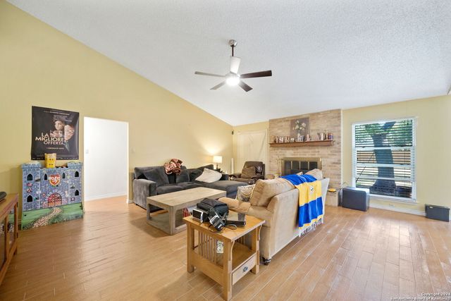 2826 PEPPERMILL RUN ST, San Antonio, TX 78231