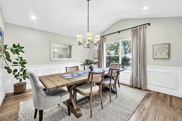 32 SE Bay Drive, Fort Walton Beach, FL 32548