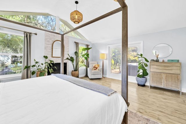 32 SE Bay Drive, Fort Walton Beach, FL 32548