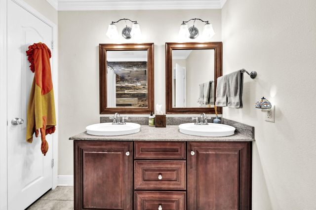 32 SE Bay Drive, Fort Walton Beach, FL 32548