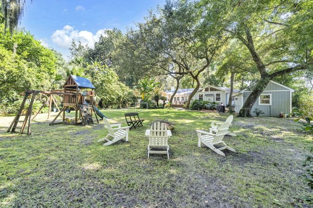 32 SE Bay Drive, Fort Walton Beach, FL 32548