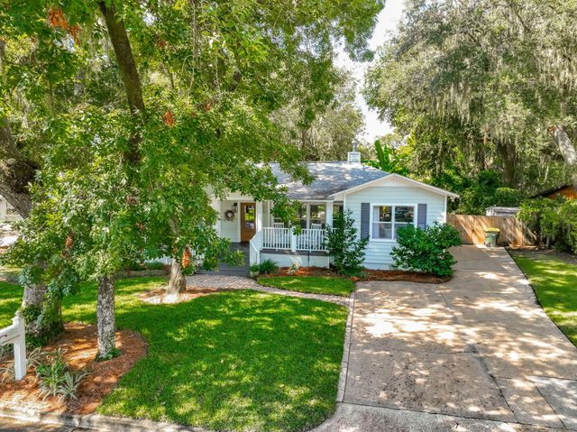 32 SE Bay Drive, Fort Walton Beach, FL 32548