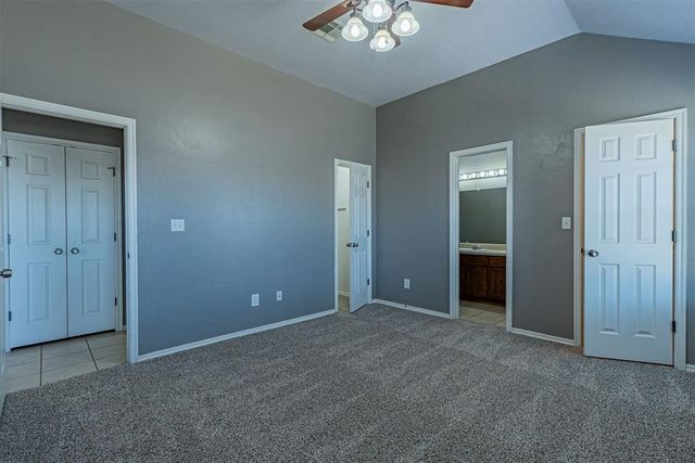 470 Timberidge Road, Harrah, OK 73045