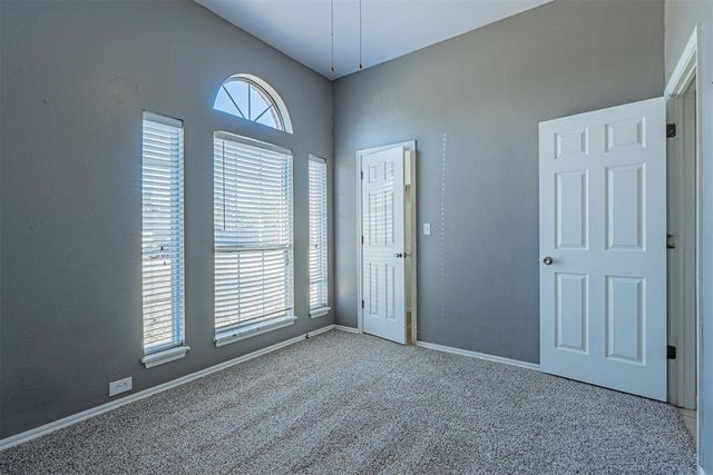 470 Timberidge Road, Harrah, OK 73045