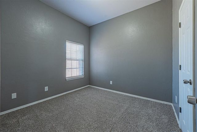 470 Timberidge Road, Harrah, OK 73045