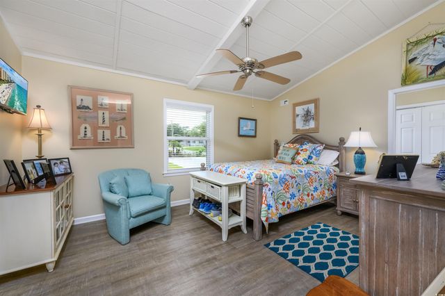 1307 Holly Dr., North Myrtle Beach, SC 29582