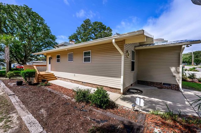 1307 Holly Dr., North Myrtle Beach, SC 29582