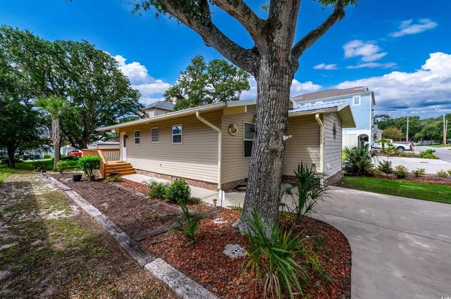 1307 Holly Dr., North Myrtle Beach, SC 29582