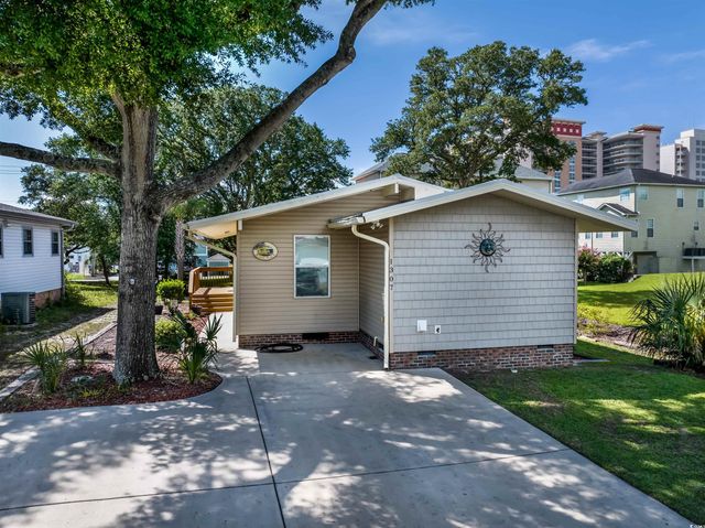 1307 Holly Dr., North Myrtle Beach, SC 29582