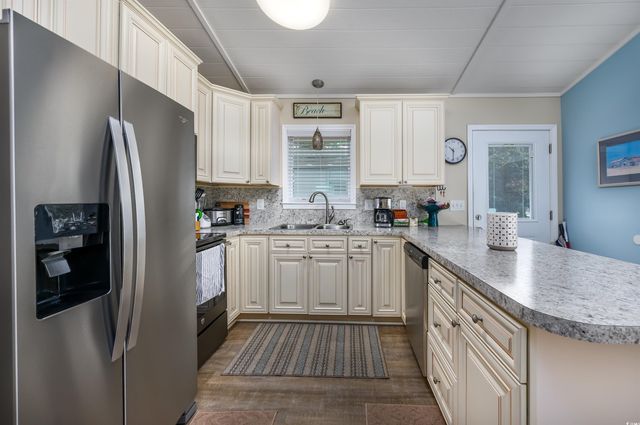 1307 Holly Dr., North Myrtle Beach, SC 29582