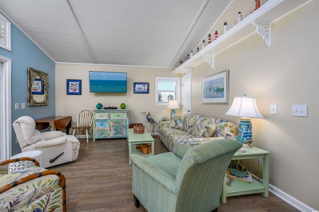 1307 Holly Dr., North Myrtle Beach, SC 29582