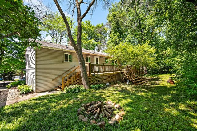 5200 Greenwood Circle, Excelsior, MN 55331
