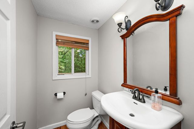 5200 Greenwood Circle, Excelsior, MN 55331