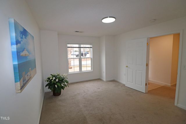 2530 Friedland Place 104, Raleigh, NC 27617