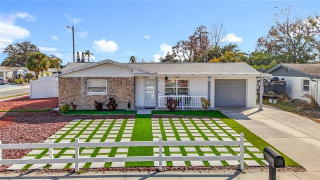 4612 FLORA AVENUE, Holiday, FL 34690