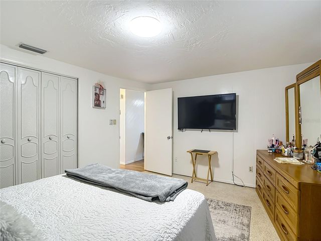 4612 FLORA AVENUE, Holiday, FL 34690